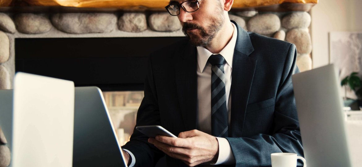 48_credite-consultant-financiar